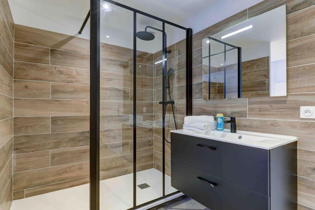 La Manufacture - Topdestination-Bourg - Centre Ville - Classe 3 Etoiles Exterior foto